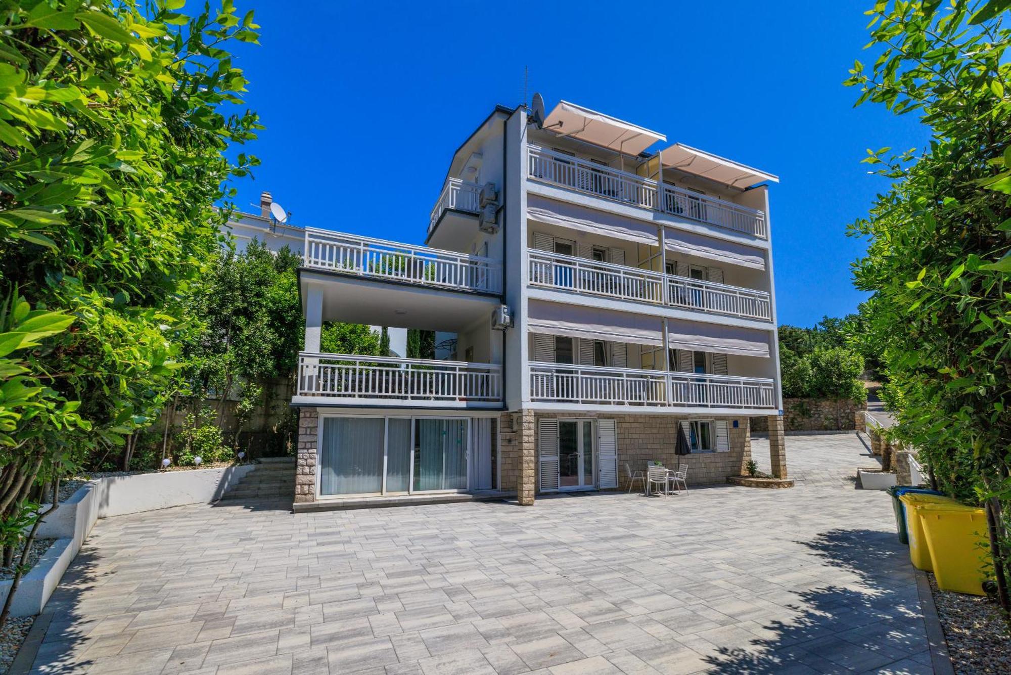 Apartments Podvezanec Цриквеница Экстерьер фото