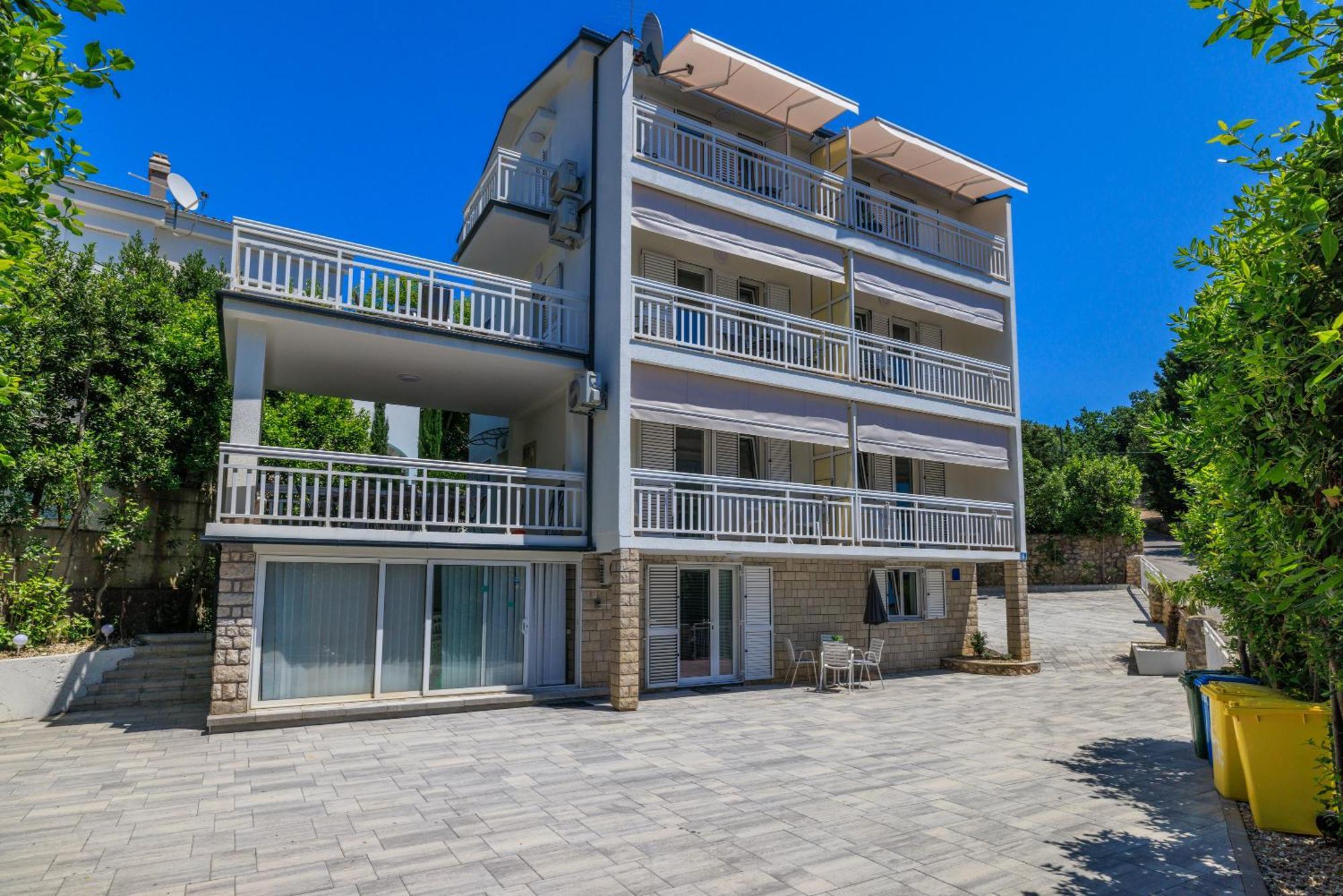 Apartments Podvezanec Цриквеница Экстерьер фото